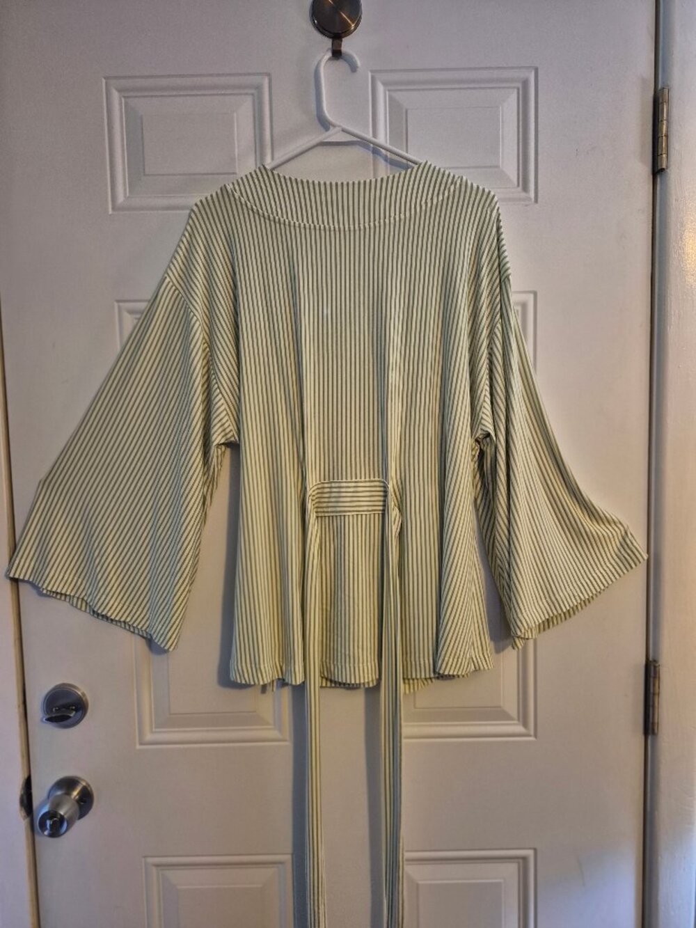 Striped Wrap, Top,,LAKE, Medium. Green/white - Picture 3 of 8